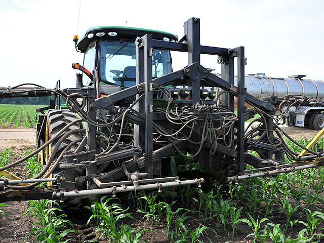 Three-point hitches can be a mass of metal and hoses. Be careful how you connect them. (DTN/The Progressive Farmer photo by Kurt Lawton)